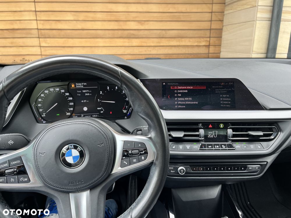 BMW Seria 1 - 8