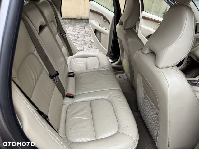 Volvo XC 70 - 11