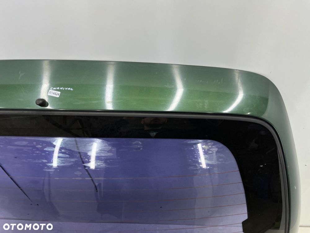 Klapa bagażnika Kia Carnival I 1 98-01r. przedlift - 4