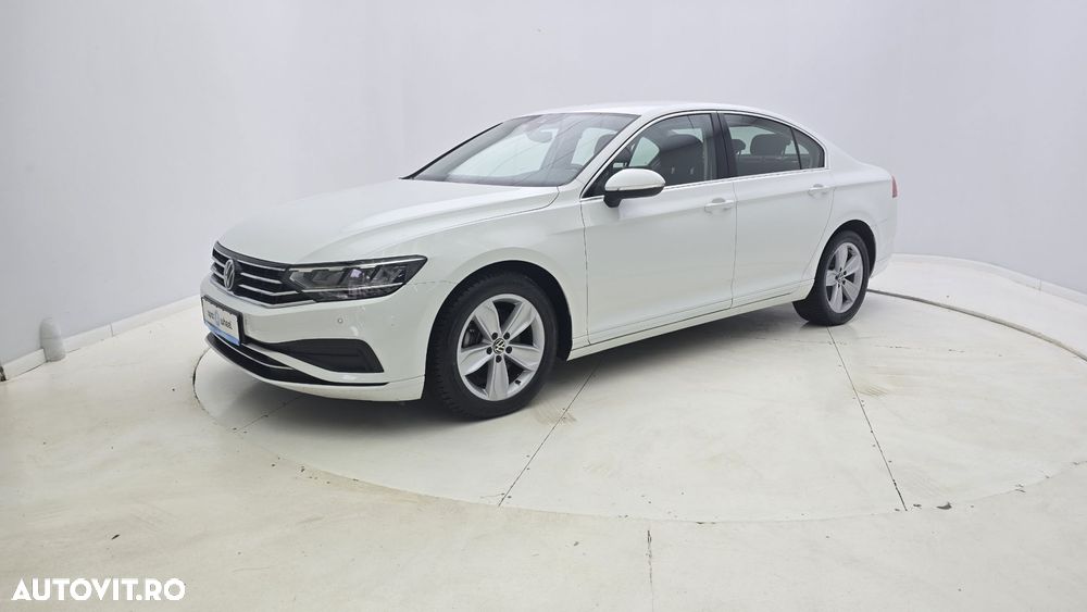 Volkswagen Passat 2.0 TDI DSG Comfortline - 2