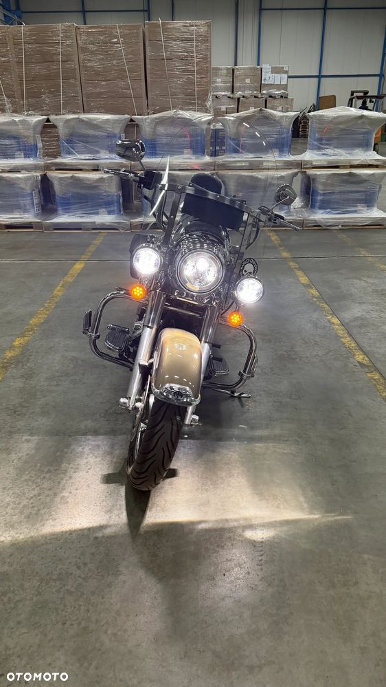 Harley-Davidson Touring Road King - 1