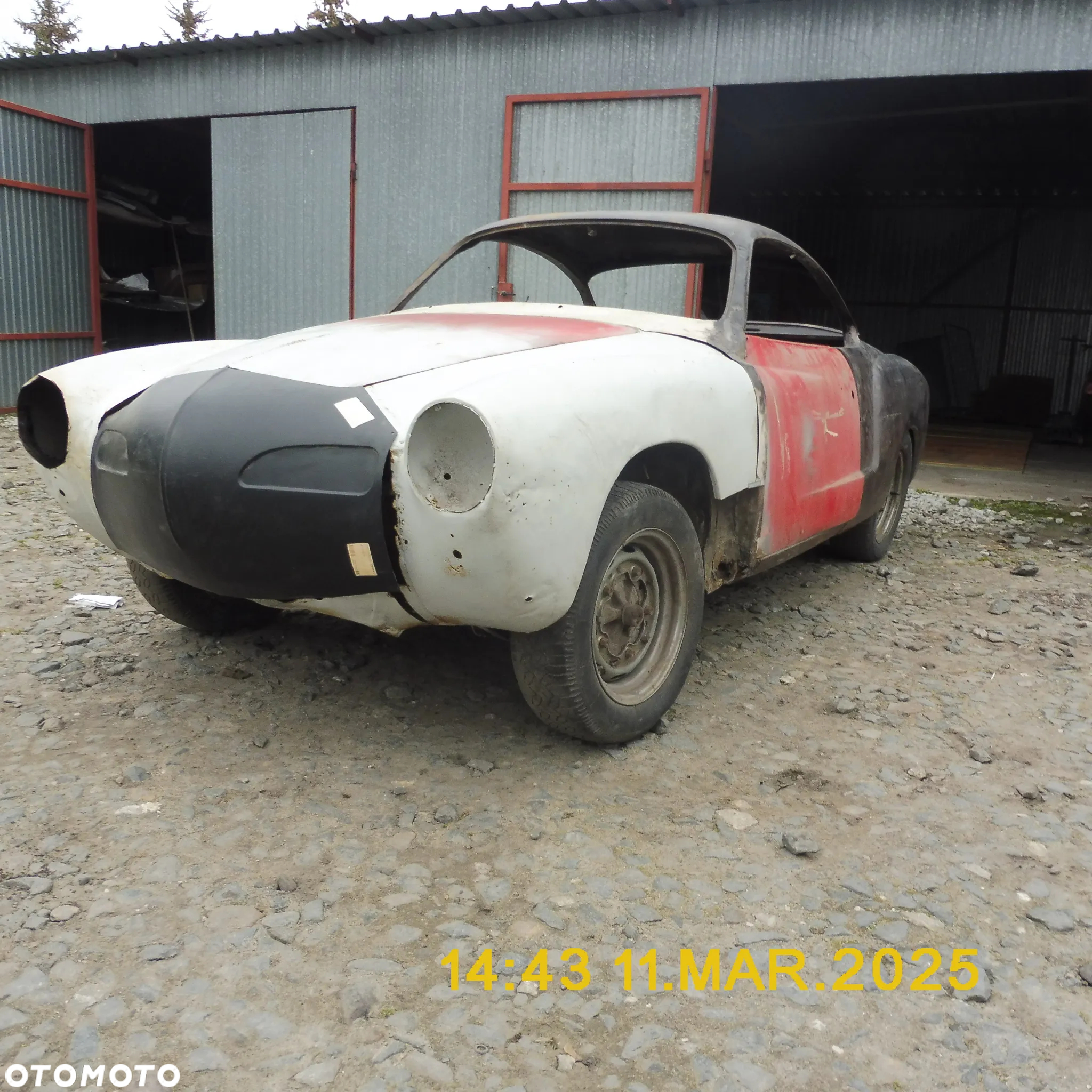 Volkswagen Karmann Ghia - 9