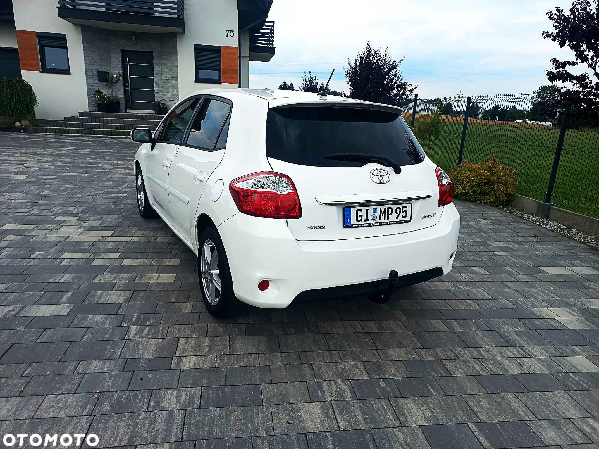 Toyota Auris 1.6 Sol - 11
