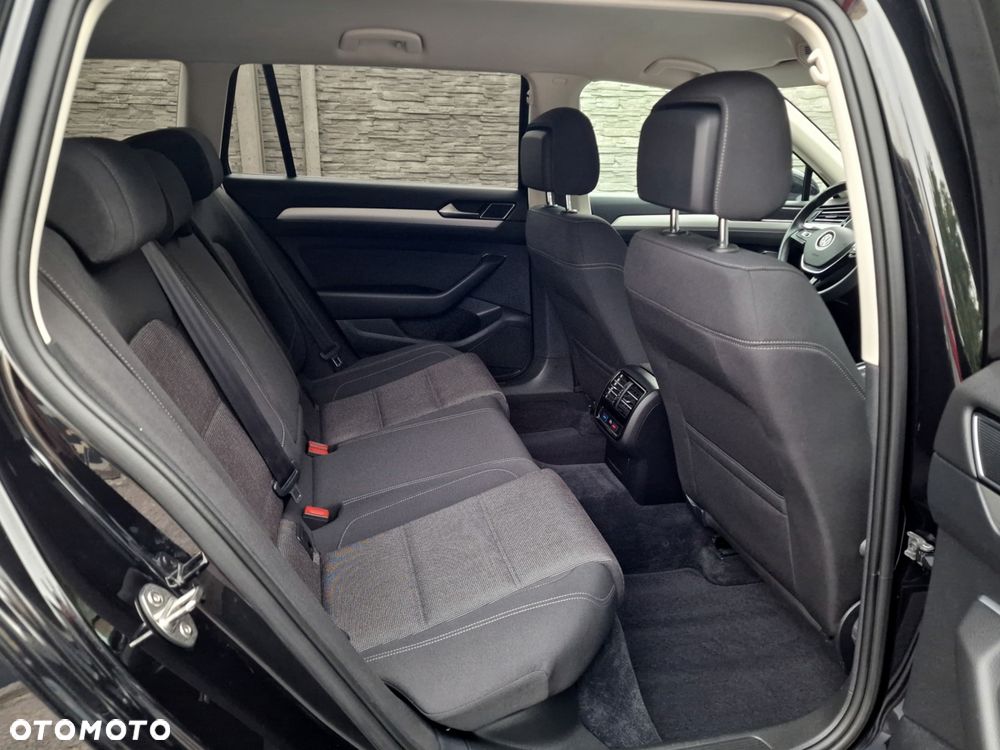 Volkswagen Passat 2.0 TDI BMT Comfortline - 21