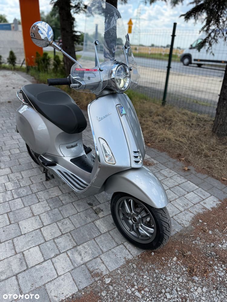 Piaggio Vespa - 1