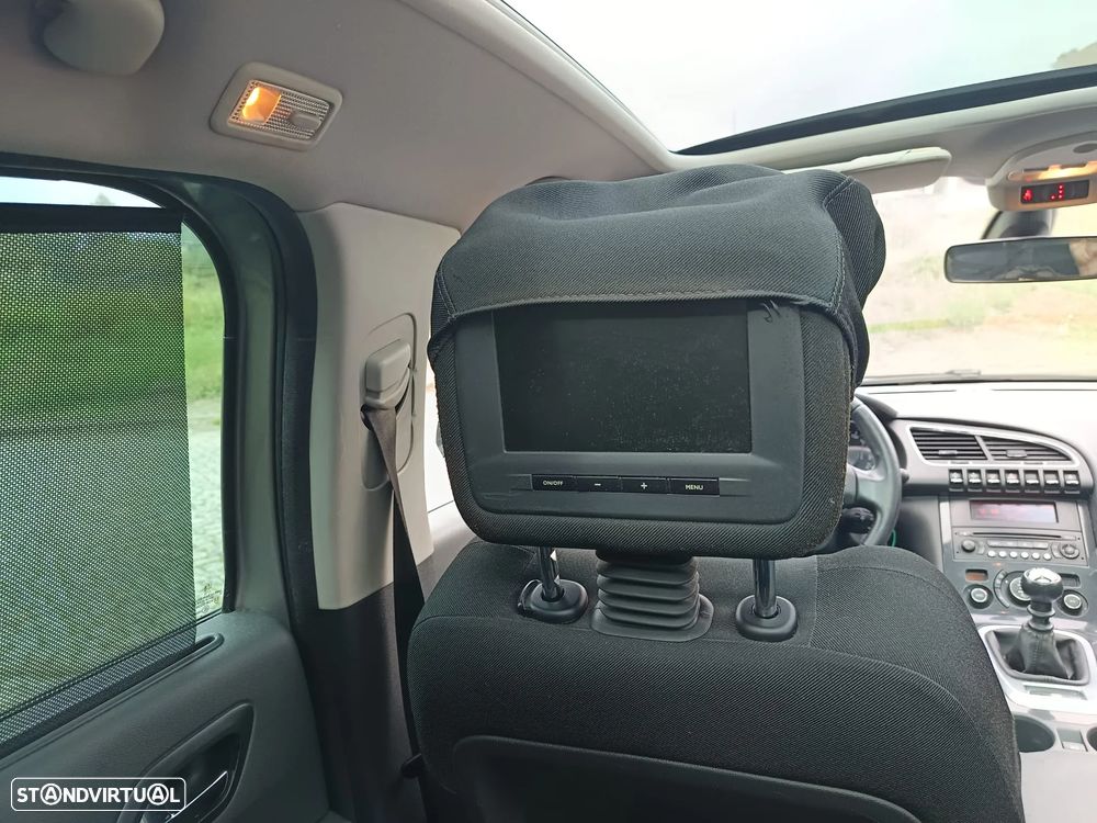 Peugeot 3008 1.6 HDi Premium JLL17 - 35