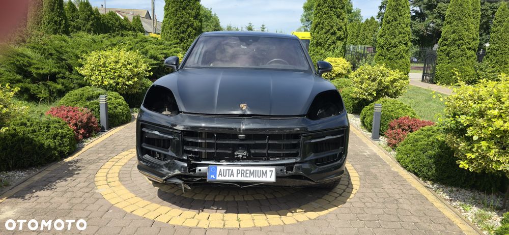 Porsche Cayenne Standard - 2