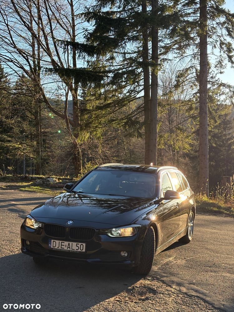 BMW Seria 3 318d - 11