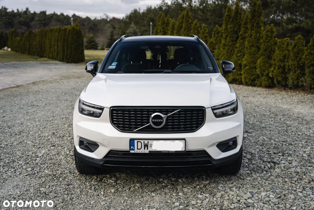 Volvo XC 40 T4 R-Design - 3