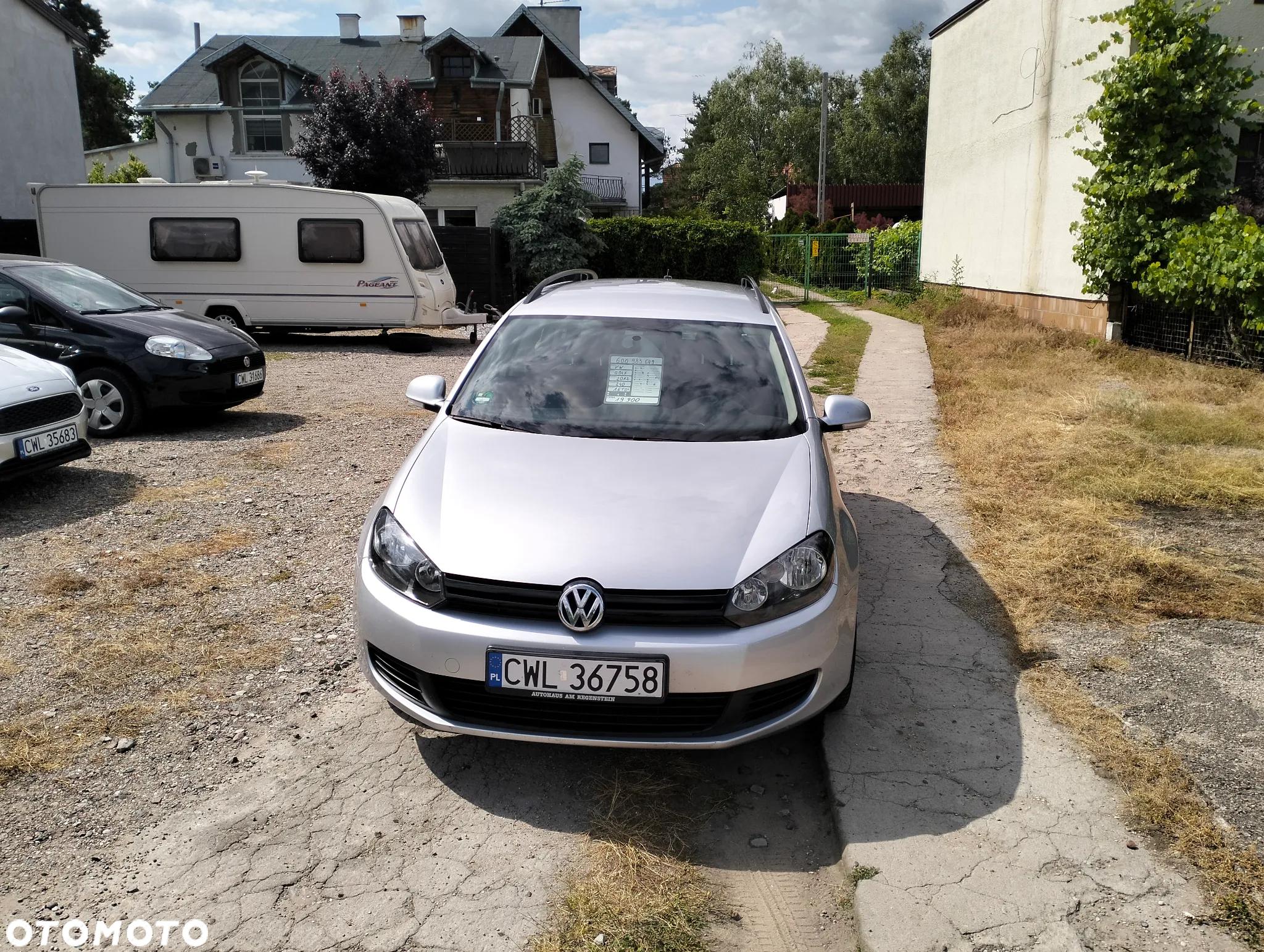 Volkswagen Golf - 11