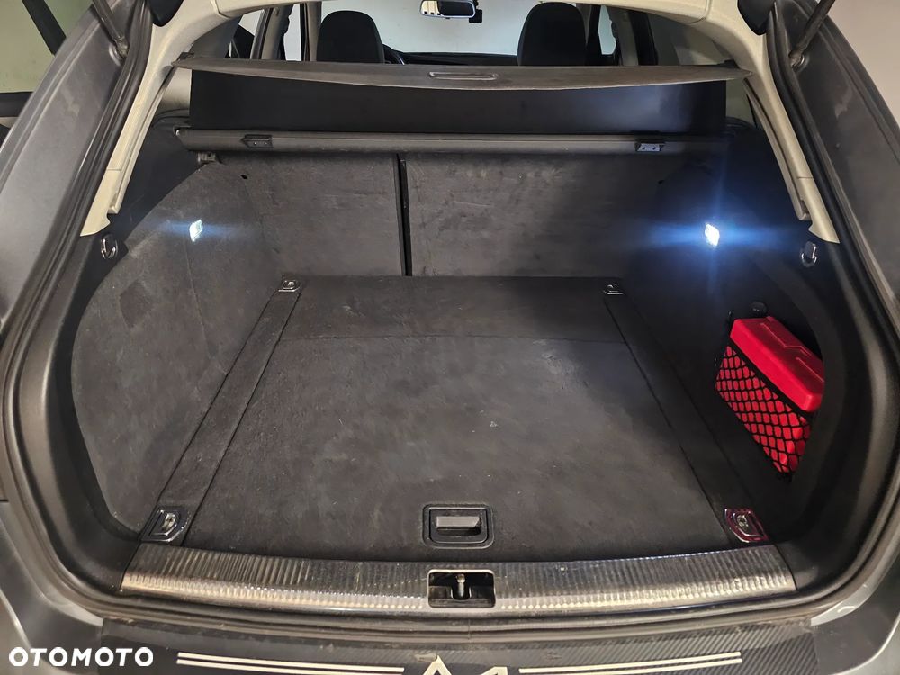 Audi A4 Avant 2.0 TDI DPF Ambiente - 17
