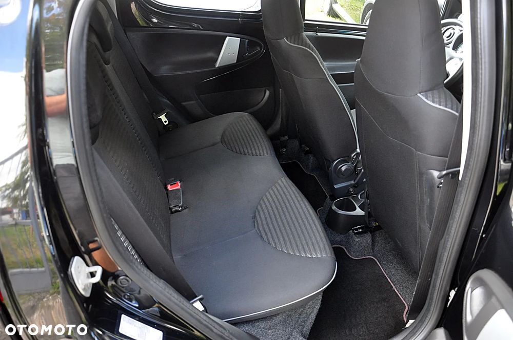 Peugeot 107 (70) 68 envy - 26
