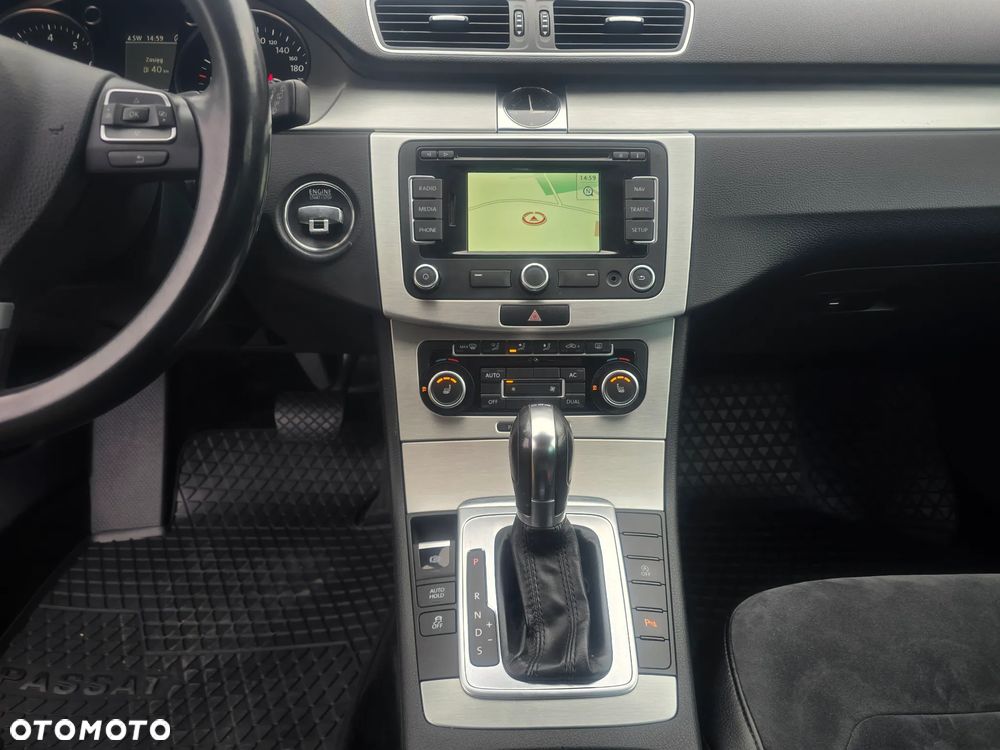 Volkswagen Passat 1.4 TSI DSG BlueMotion Technology Comfortline - 27