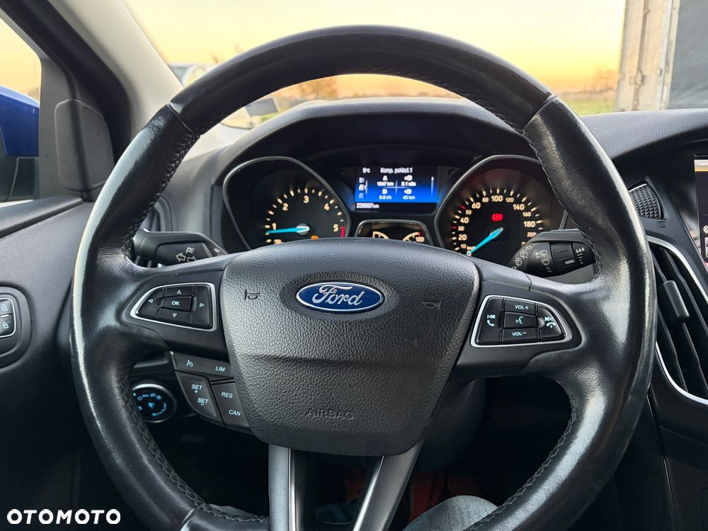 Ford Focus - 19