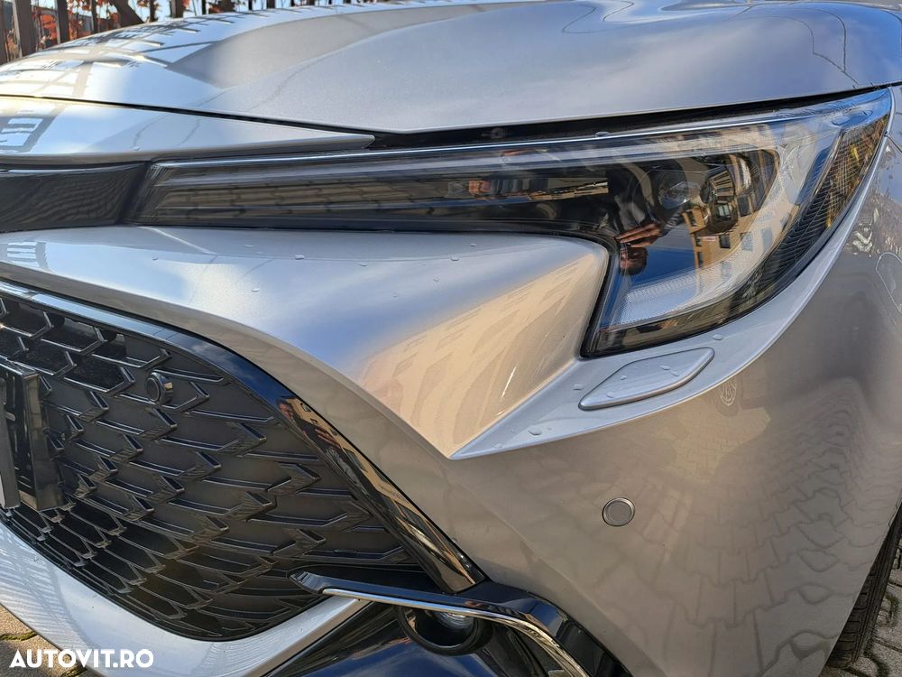 Toyota Corolla 2.0 HSD Exclusive - 10