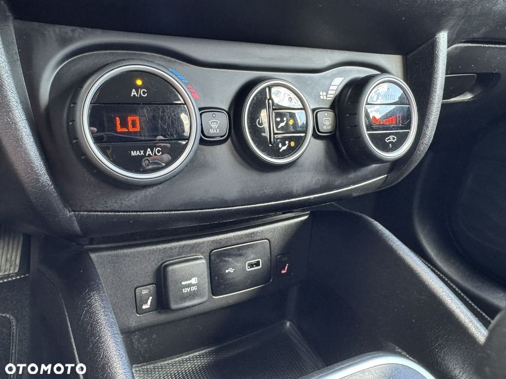 Fiat Tipo 1.4 T-Jet 16v Lounge - 15