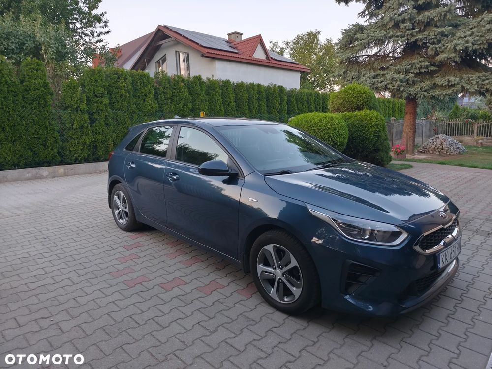 Kia Ceed - 4