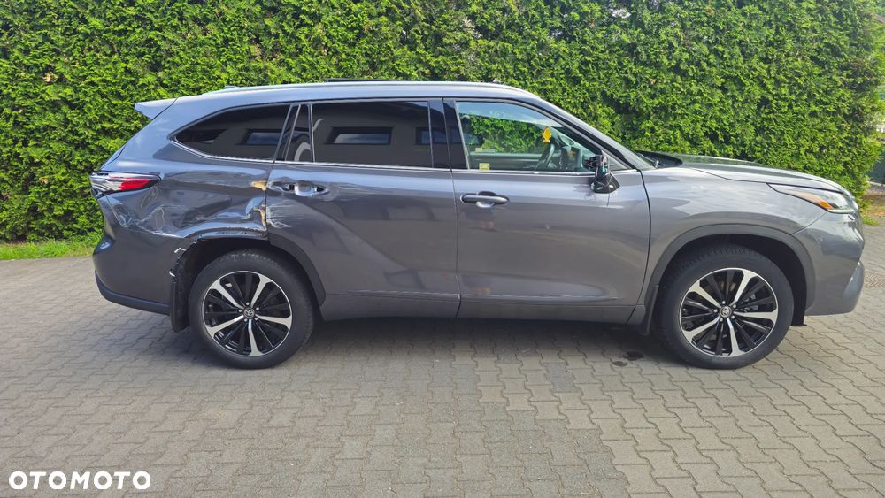 Toyota Highlander 2.5 Hybrid Executive - 3