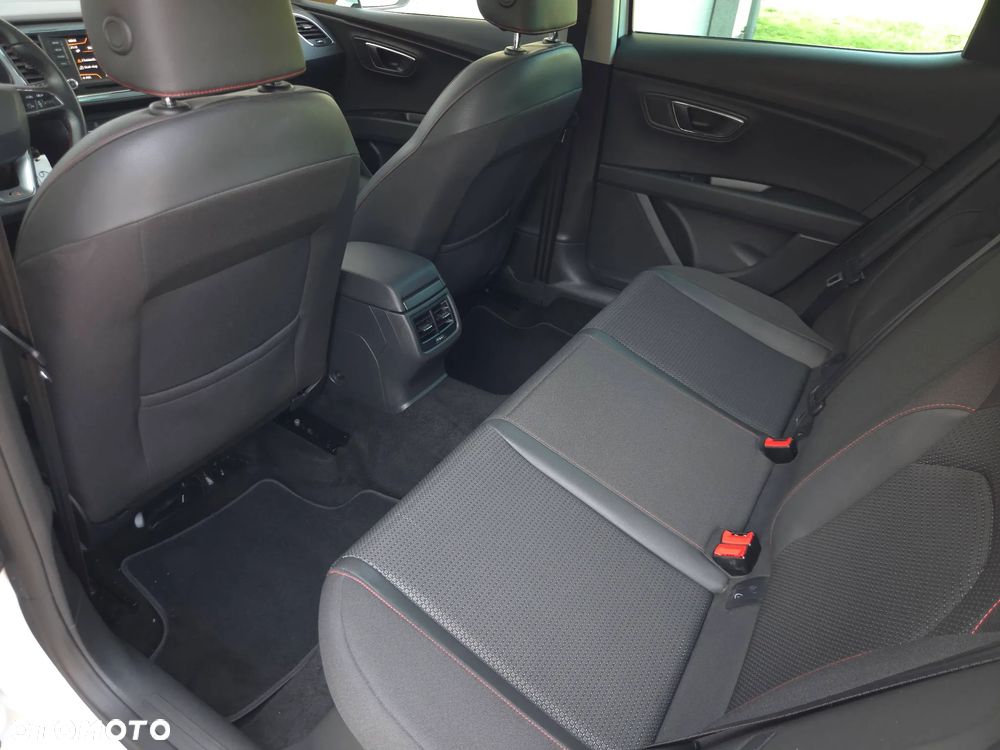 Seat Leon 2.0 TDI FR Black S&S - 36