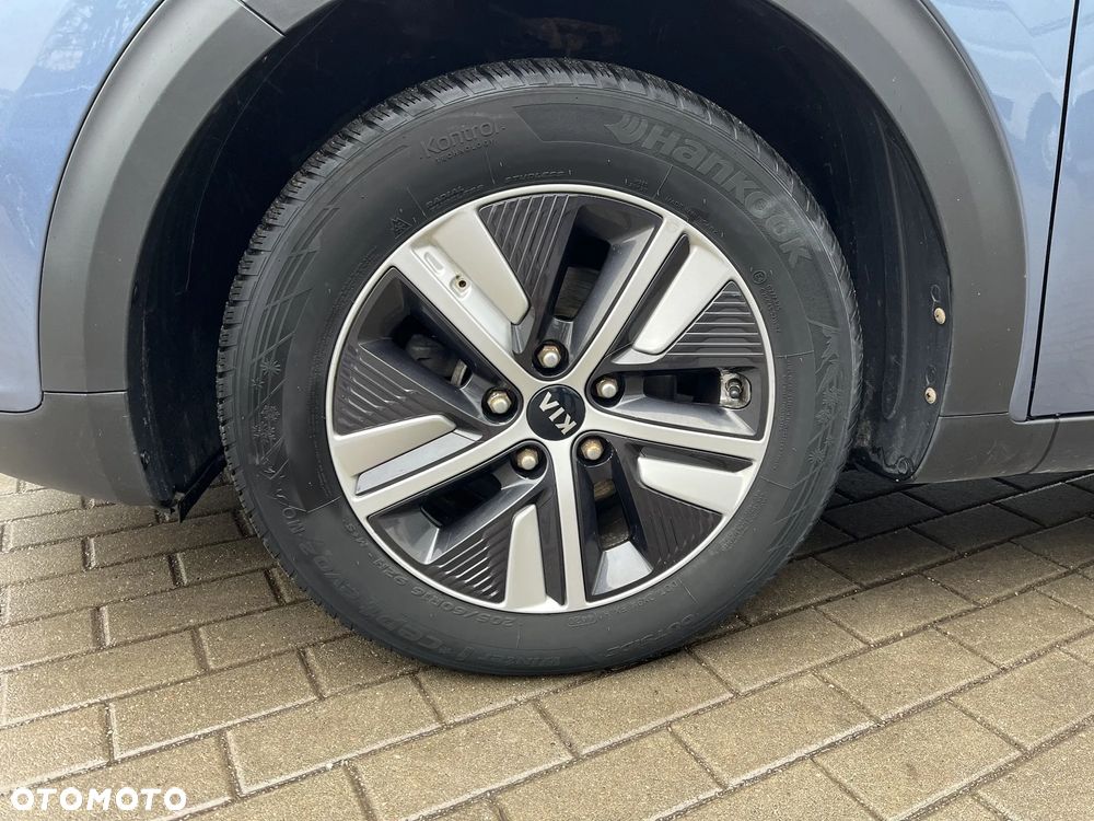 Kia Niro 1.6 GDI Hybrid M - 18