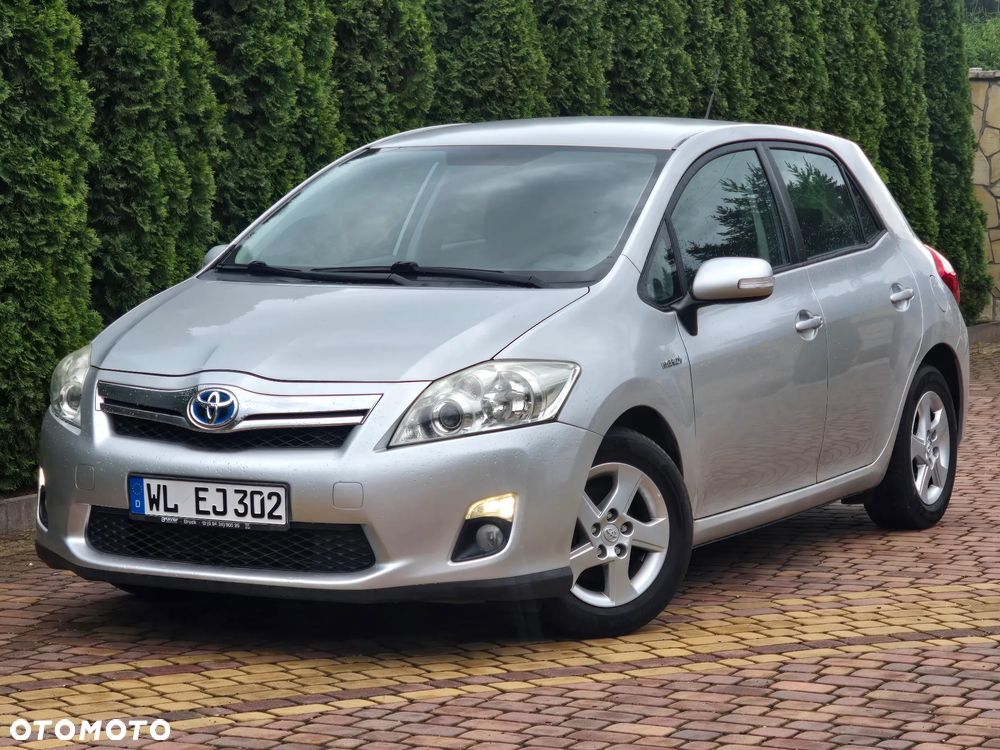 Toyota Auris 1.8 HSD Sol - 1