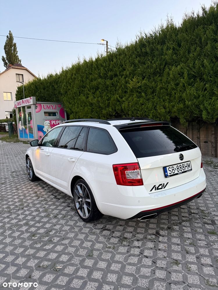 Skoda Octavia 2.0 TSI RS DSG - 5