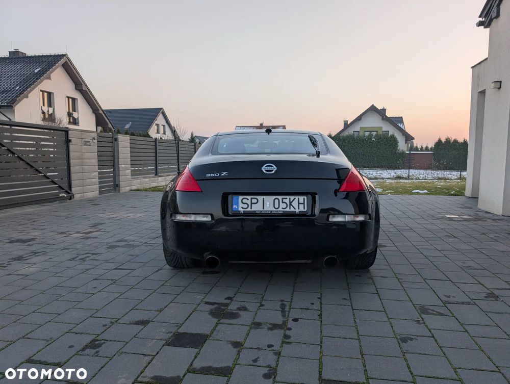 Nissan 350 Z - 8