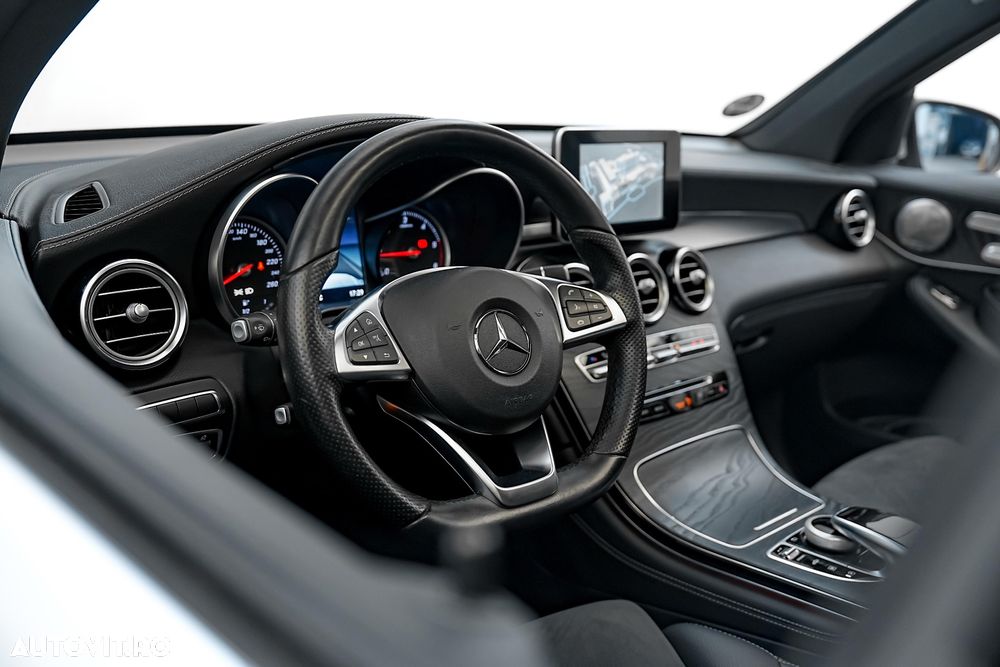 Mercedes-Benz GLC 250 d 4MATIC 9G-TRONIC Exclusive - 37