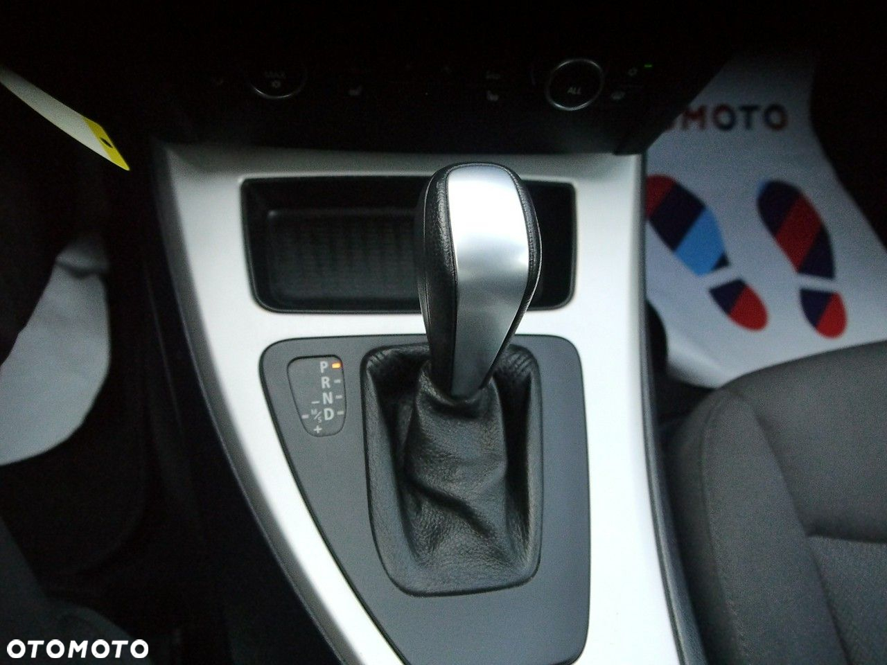 BMW Seria 3 318d - 24