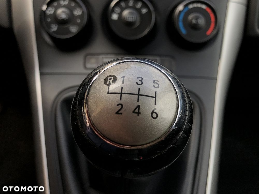 Toyota Auris - 15