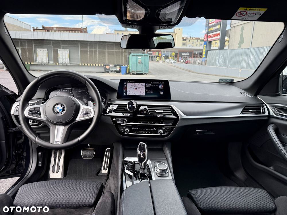 BMW Seria 5 520i mHEV M Sport sport - 13