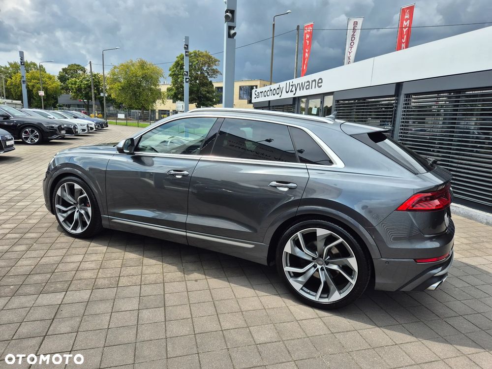 Audi SQ8 - 2