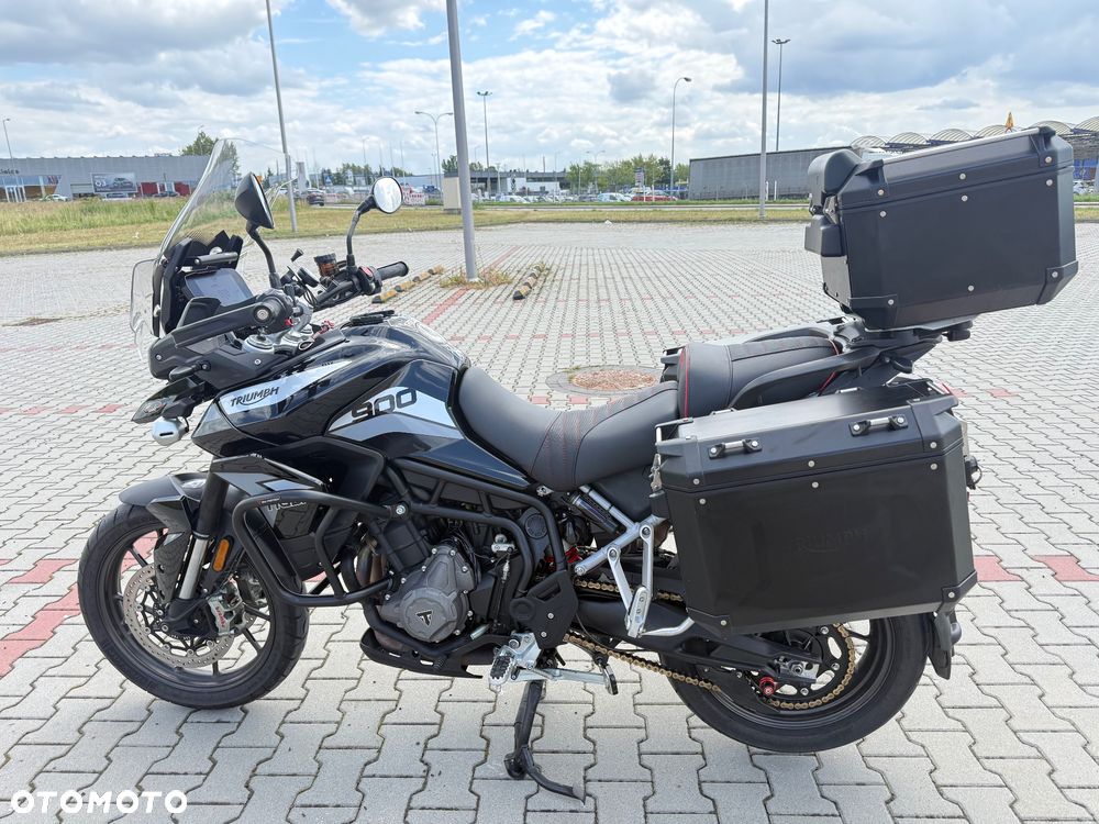 Triumph Tiger - 1