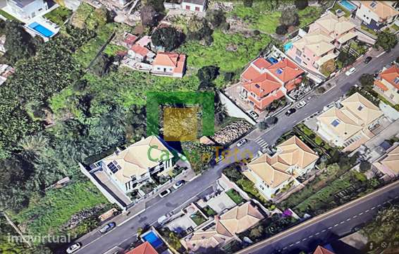 Terreno com projeto aprovado para construção de duas moradias - Grande imagem: 2/6