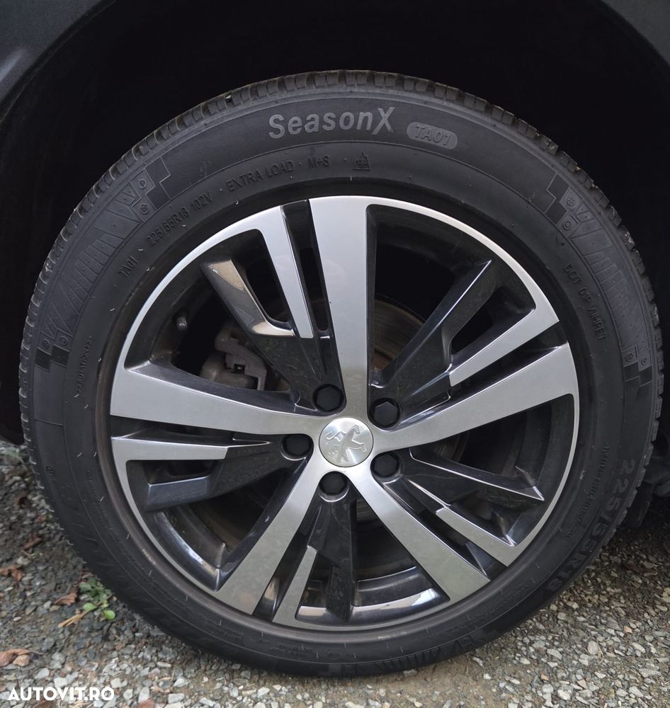 Peugeot 3008 1.5 BlueHDI 130 S&S EAT8 Allure - 25