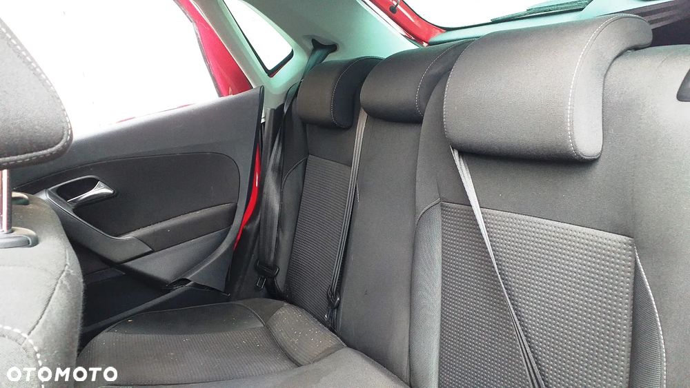 Na części Polo V 6R 1.4 benzyna silnik CGG skrzynia LVE lak. LP3G zderzak maska drzwi błotnik szyba fotele kanapa deska lampa - 4