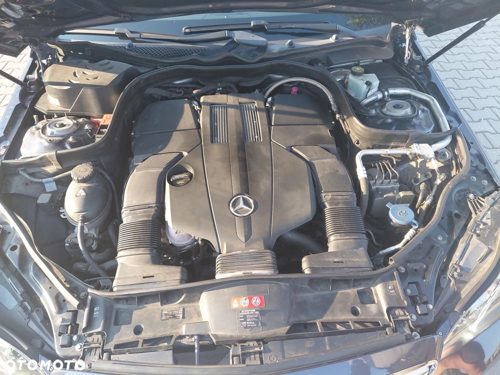Mercedes-Benz Klasa E 400 4Matic 7G-TRONIC Elegance - 13