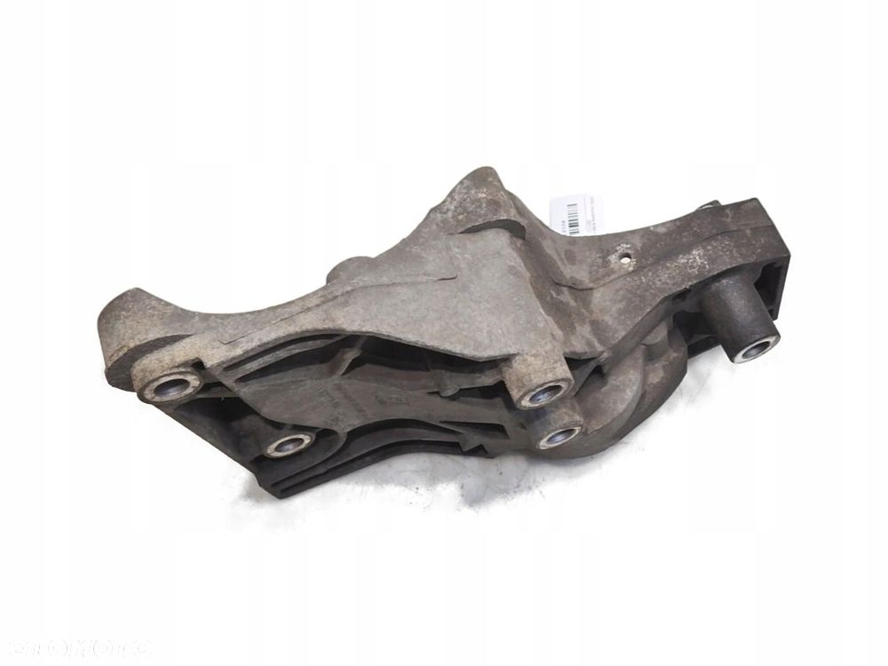 ŁAPA PODSTAWA ALTERNATORA OPEL INSIGNIA A 2.0 CDTI 55562863 - 1