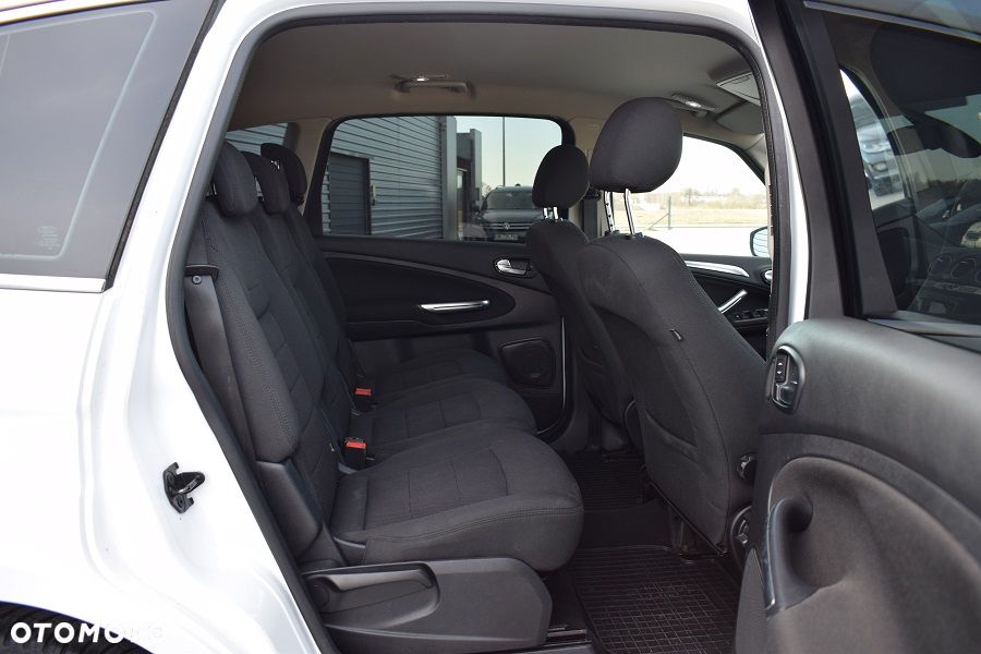 Ford S-Max 2.0 TDCi DPF Ambiente - 10