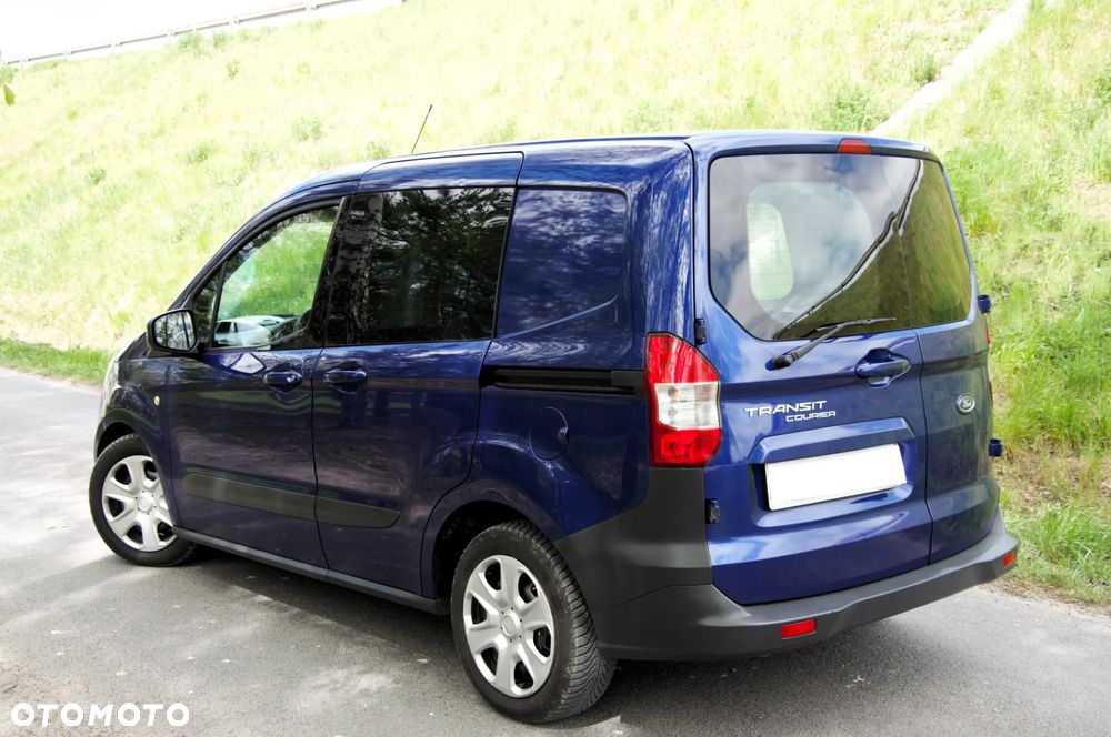 Ford Transit Courier - 5