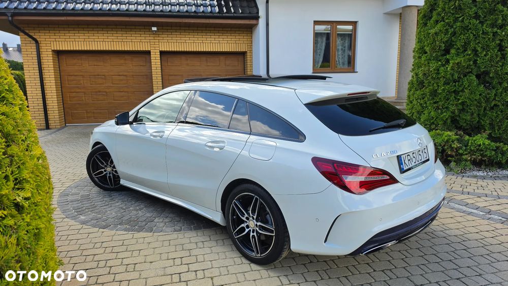 Mercedes-Benz CLA 200 7G-DCT AMG Line - 15