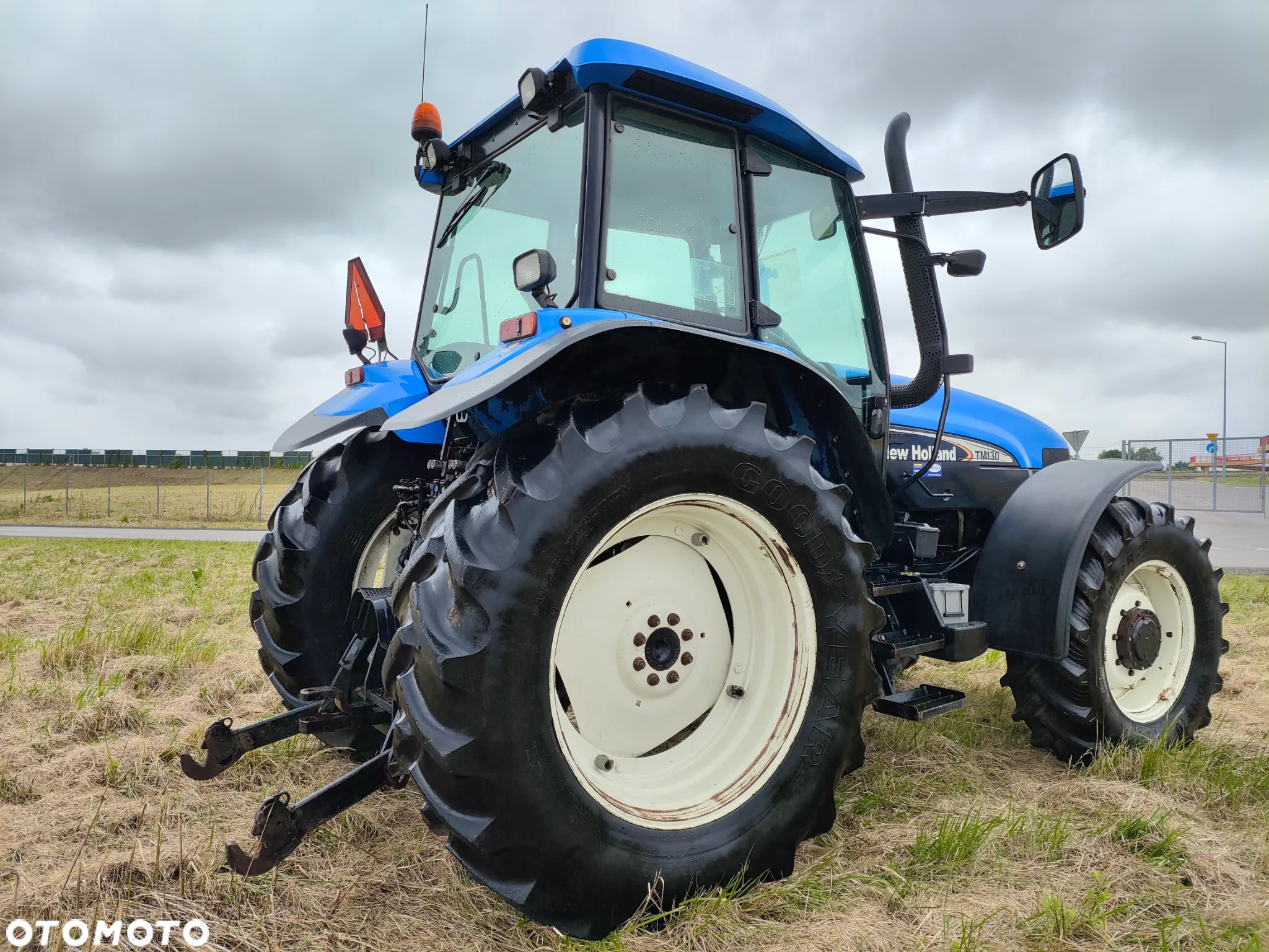 New Holland TM130 - 8