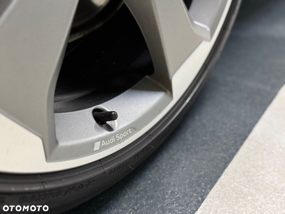 Audi A4 Avant 2.0 TDI S tronic - 14