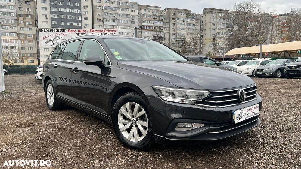 Volkswagen Passat - 34