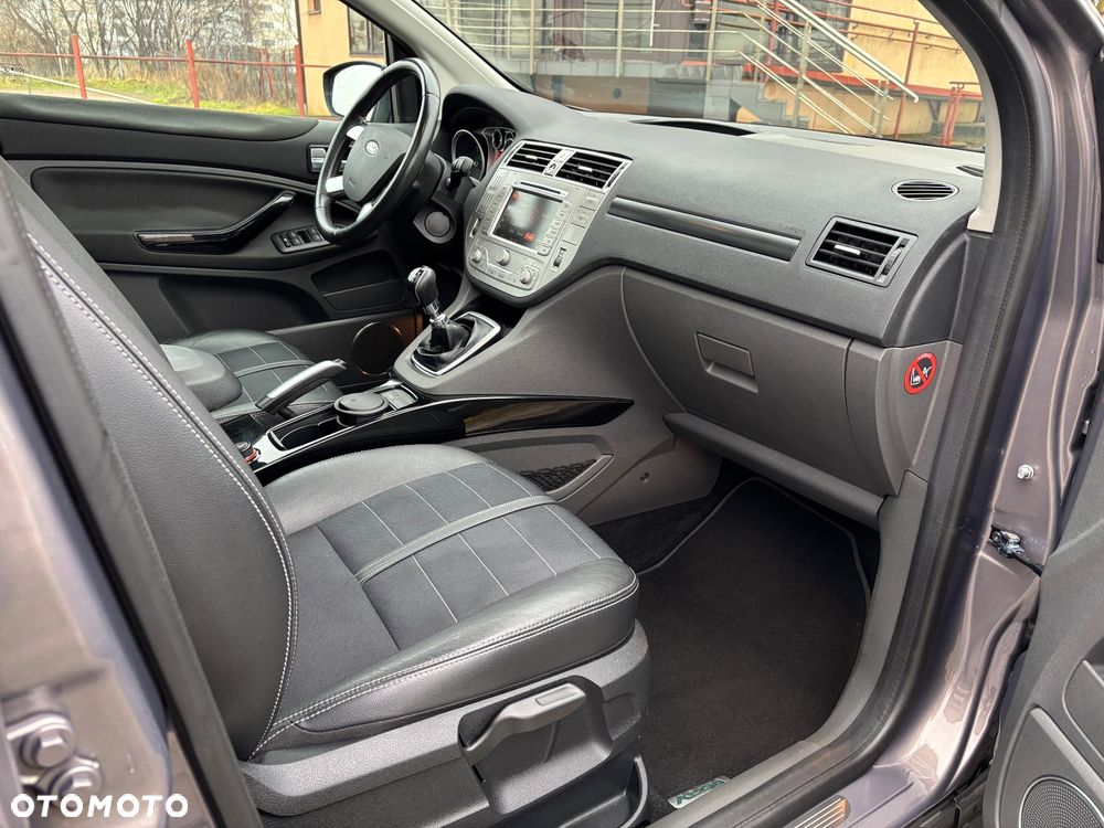 Ford Kuga 2.0 TDCi 4x4 Titanium - 6