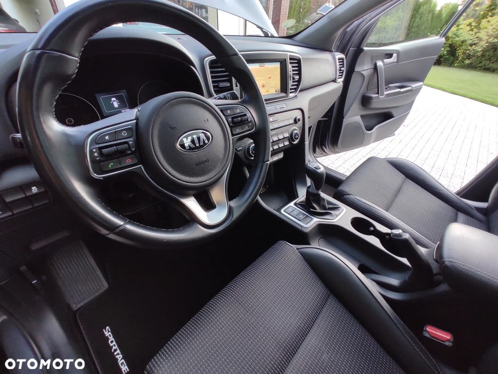Kia Sportage 1.7 CRDI 2WD Dream-Team Edition - 24