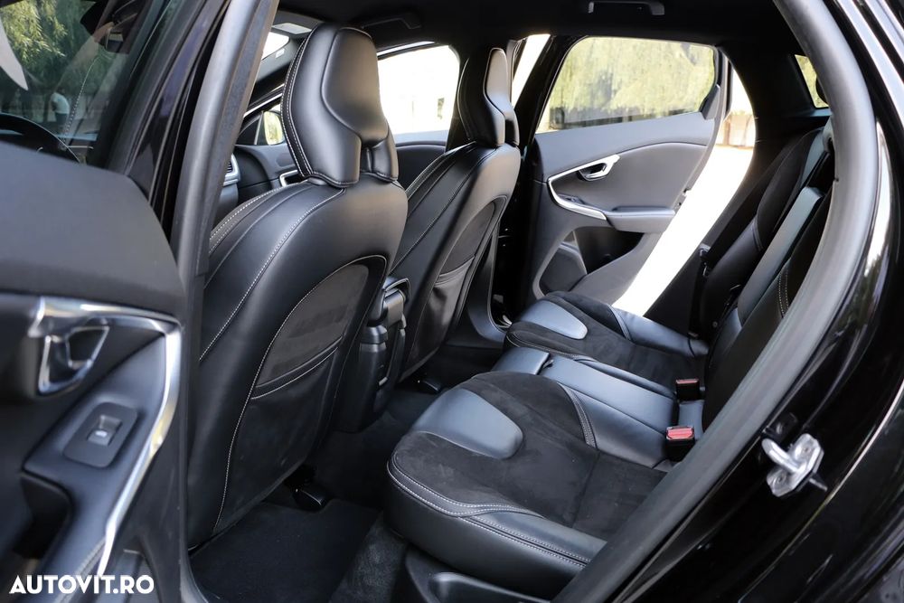 Volvo V40 - 16