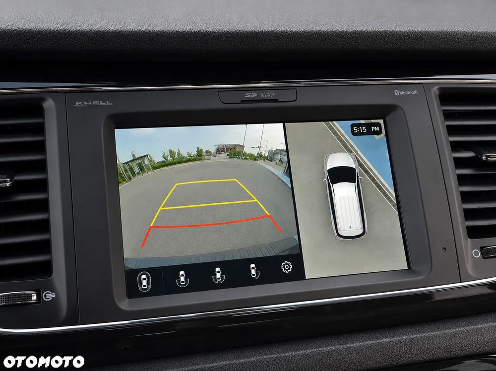 Kia Carnival - 9