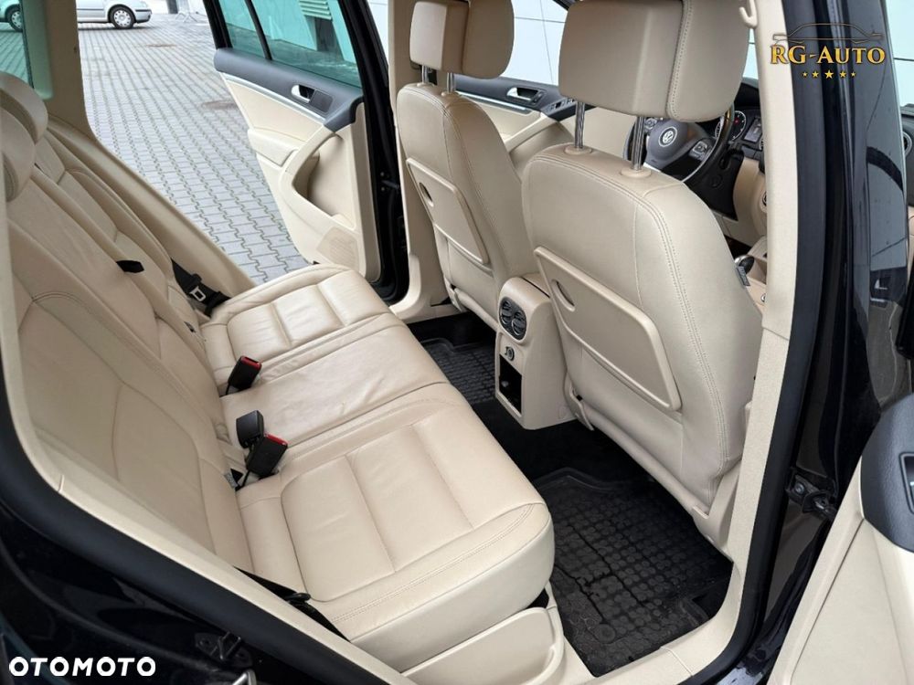 Volkswagen Tiguan - 24