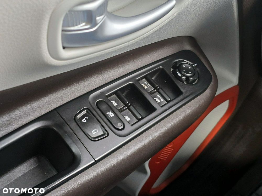 Jeep Renegade 1.4 MultiAir Limited FWD S&S - 6